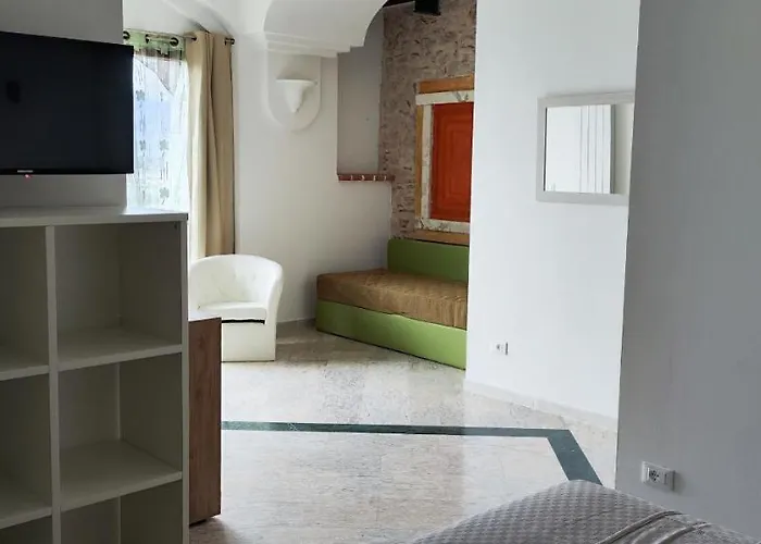 Il Querceto Delle Marine 3*